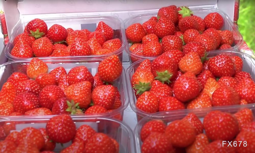 美国8月消费者支出强劲彰显经济韧性，但关税影响下通胀升温